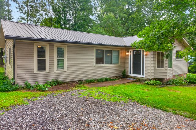 89 Alexander Way, Lookout Mountain, GA 30750