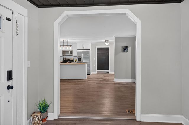 89 Alexander Way, Lookout Mountain, GA 30750