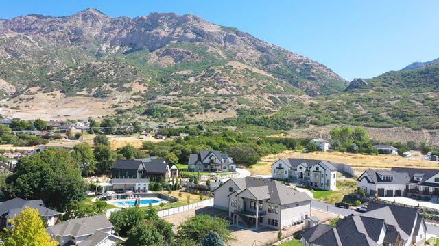 2671 N 1350 E, North Ogden, UT 84414