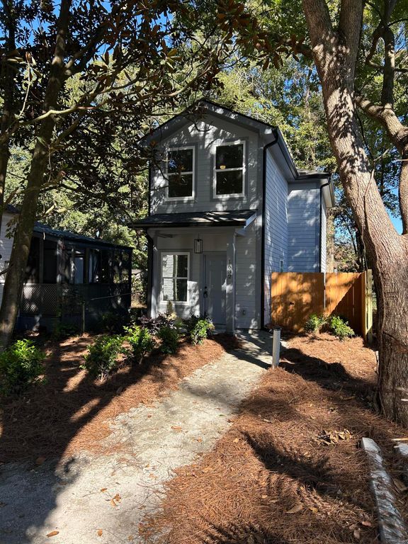 1632 Wappoo Drive, Charleston, SC 29407