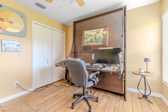 181 Hurtig Avenue NW, Palm Bay, FL 32907