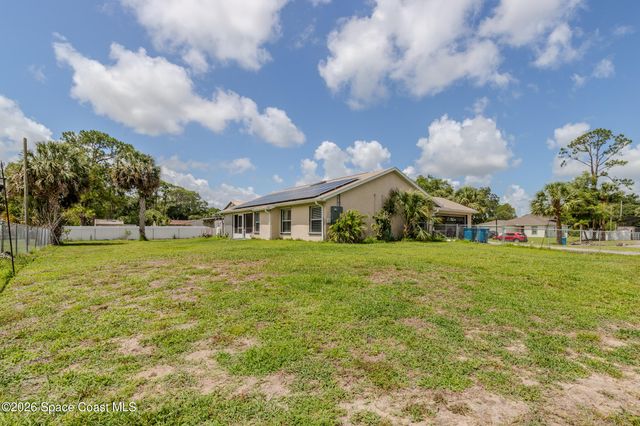 181 Hurtig Avenue NW, Palm Bay, FL 32907