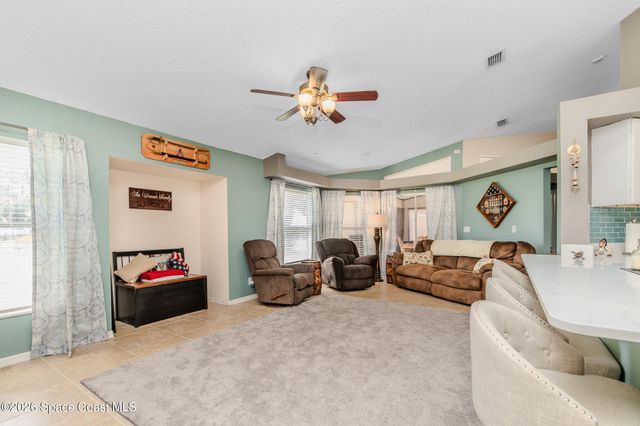 181 Hurtig Avenue NW, Palm Bay, FL 32907