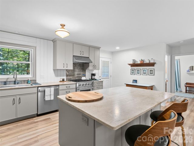 1756 Happy Acres Road, Brevard, SC 28712