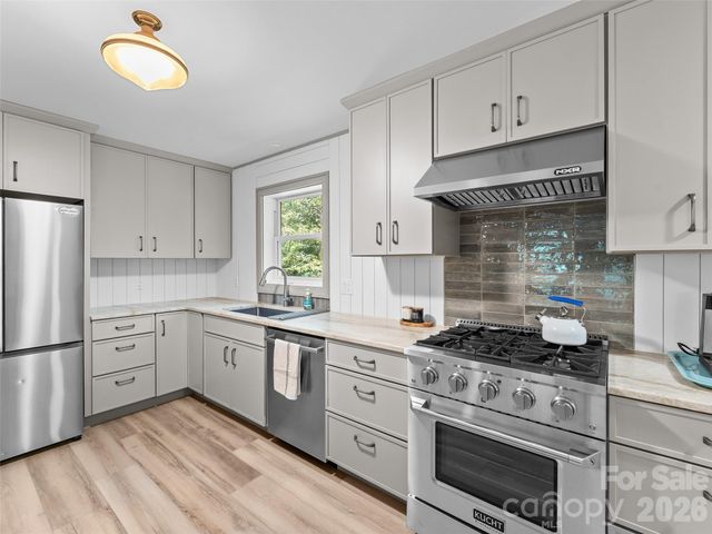 1756 Happy Acres Road, Brevard, SC 28712