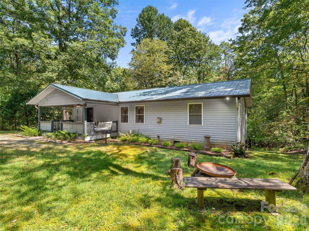 1756 Happy Acres Road, Brevard, SC 28712
