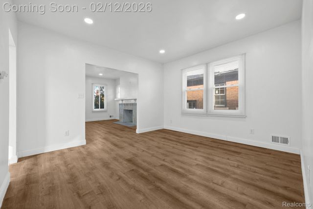 3307 Fullerton Street, Detroit, MI 48238