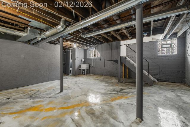 3307 Fullerton Street, Detroit, MI 48238