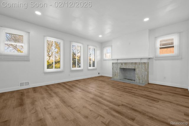 3307 Fullerton Street, Detroit, MI 48238