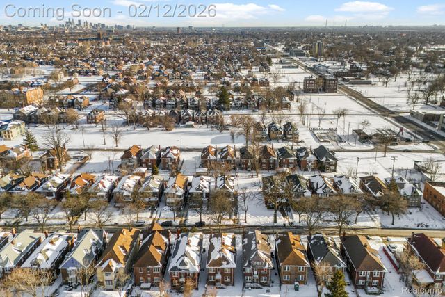 3307 Fullerton Street, Detroit, MI 48238