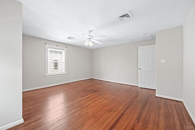 1340 Bedford Avenue, Lynchburg, VA 24504