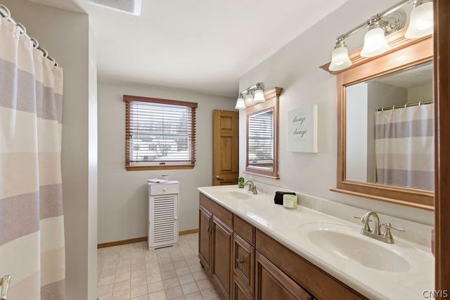 8486 Torchwood Lane, Cicero, NY 13039