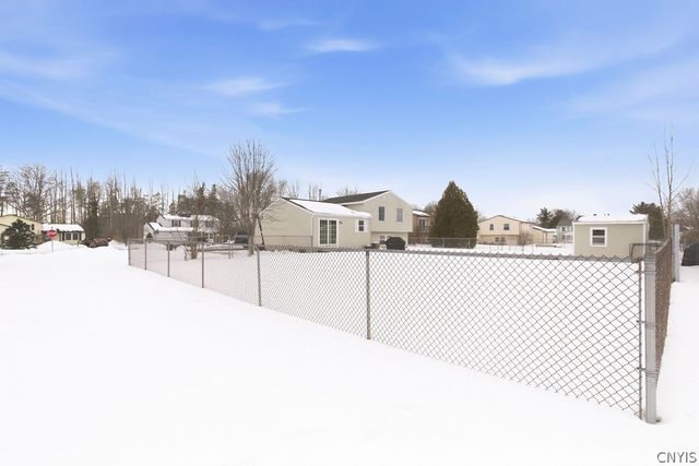 8486 Torchwood Lane, Cicero, NY 13039