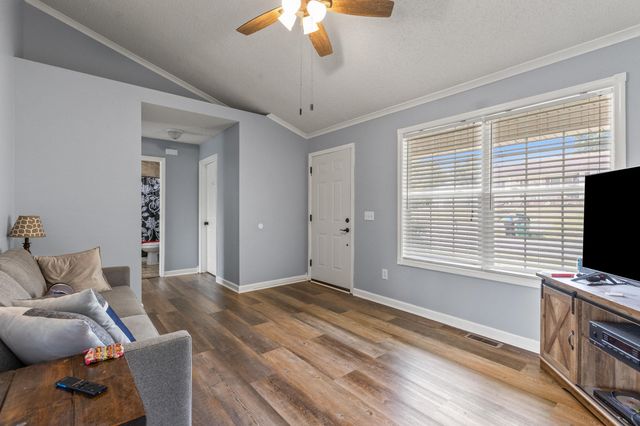 151 Ruby Lane, Irvine, KY 40336