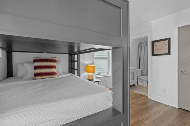 1113 Archer St, Nashville, TN 37203