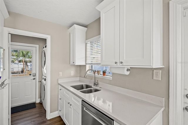 4101 W OKLAHOMA AVENUE, Tampa, FL 33616