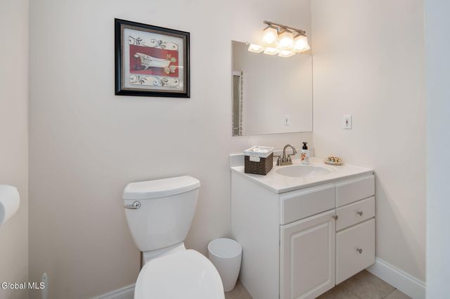 1104 McKinley Avenue, Rotterdam, NY 12303