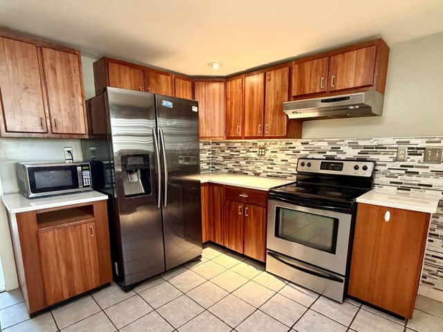 60 Church Street, Lebanon, NH 03766