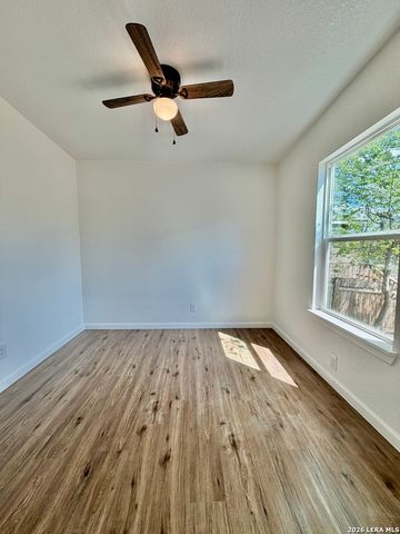 116 Nelson Ave, San Antonio, TX 78210