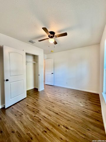 116 Nelson Ave, San Antonio, TX 78210