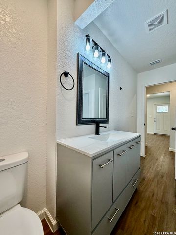 116 Nelson Ave, San Antonio, TX 78210