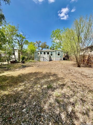 116 Nelson Ave, San Antonio, TX 78210