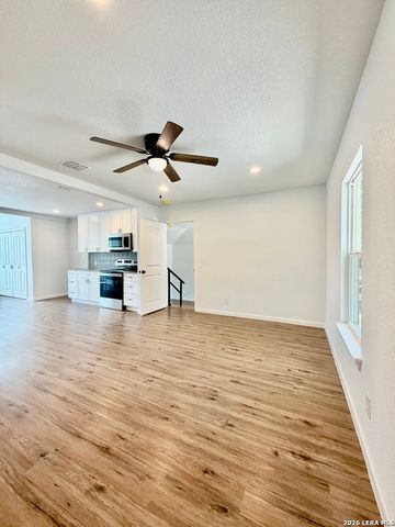 116 Nelson Ave, San Antonio, TX 78210