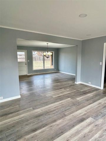 2906 W Broadway Avenue, Enid, OK 73703