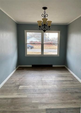 2906 W Broadway Avenue, Enid, OK 73703