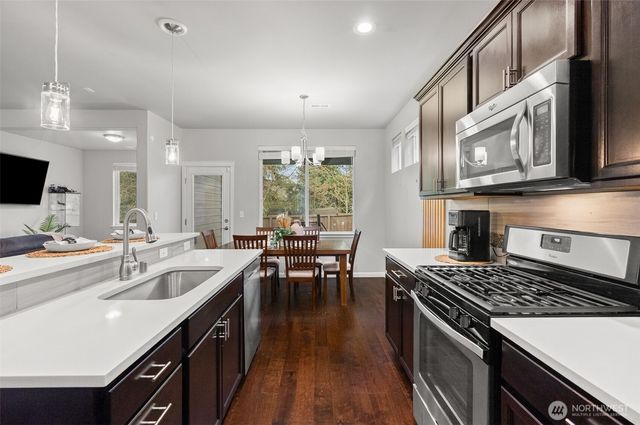 2110 SW Nautical Street, Bremerton, WA 98312