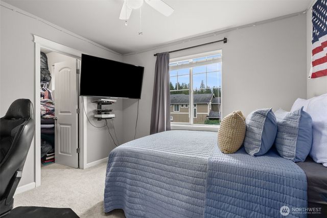 2110 SW Nautical Street, Bremerton, WA 98312