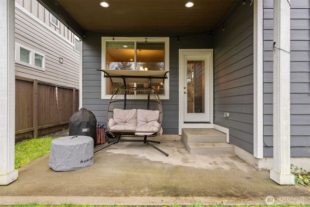 2110 SW Nautical Street, Bremerton, WA 98312