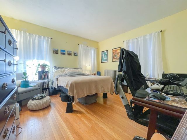 16 Foster St 1, Boston, MA 02135