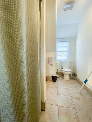 16 Foster St 1, Boston, MA 02135