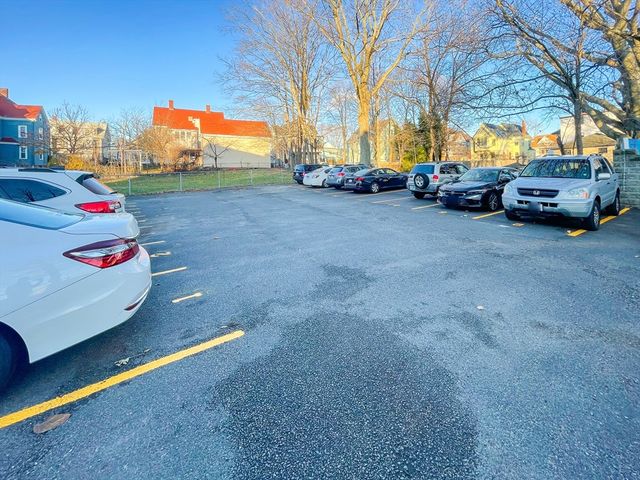 16 Foster St 1, Boston, MA 02135