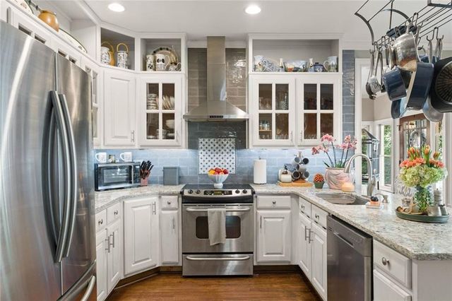 1042 Bailey Road, Woodstock, GA 30188