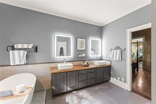 1042 Bailey Road, Woodstock, GA 30188