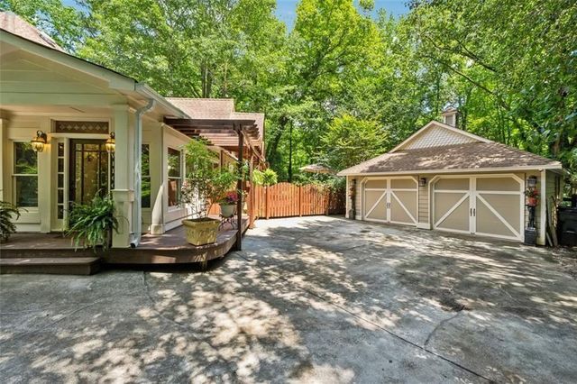 1042 Bailey Road, Woodstock, GA 30188