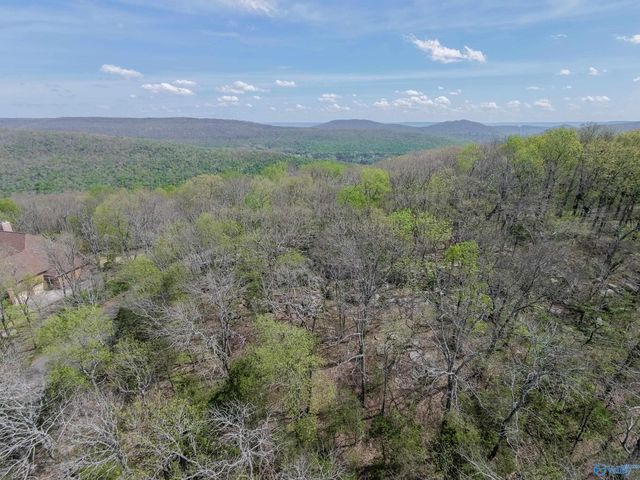 27 Asbury Road SE, Huntsville, AL 35801