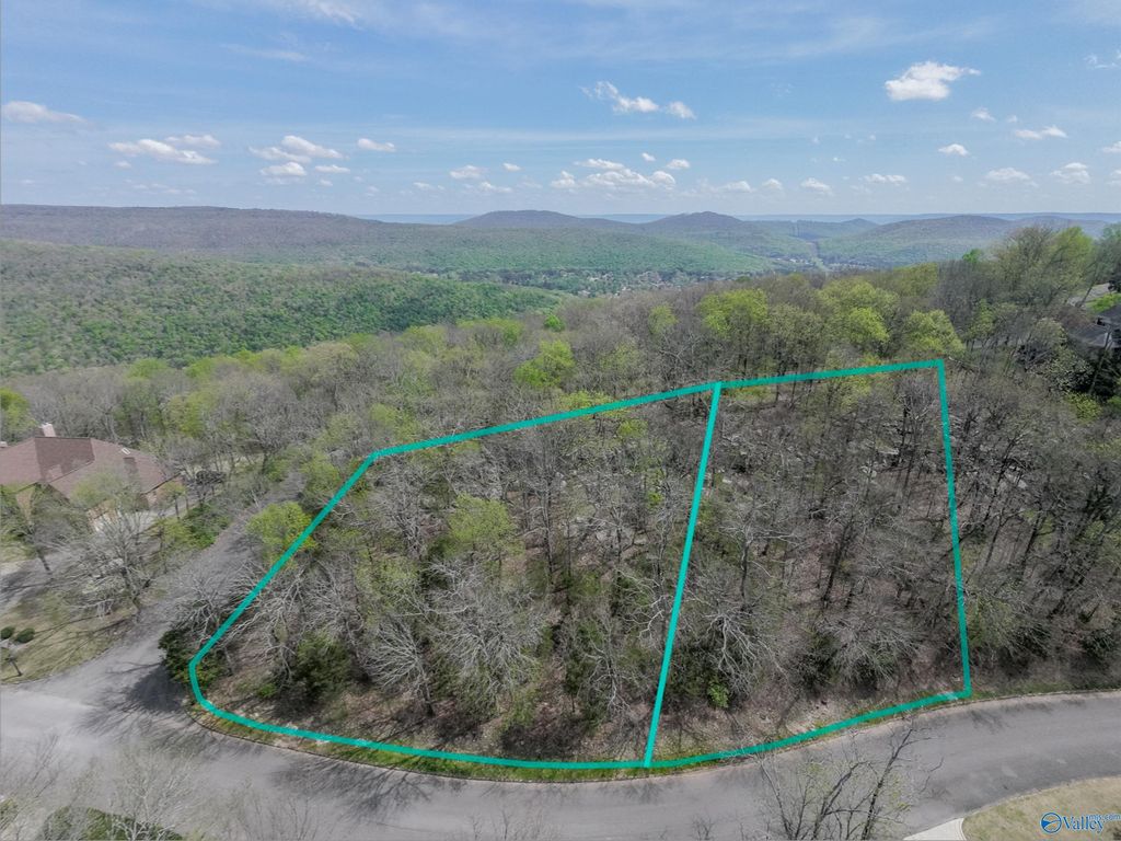 27 Asbury Road SE, Huntsville, AL 35801