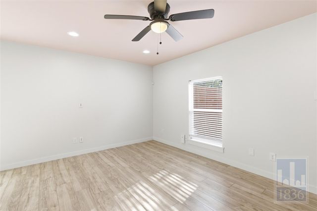 1308 Southport DR D, Austin, TX 78704