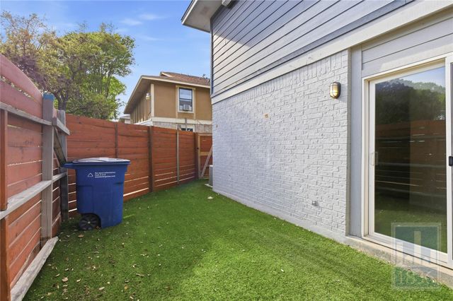 1308 Southport DR D, Austin, TX 78704