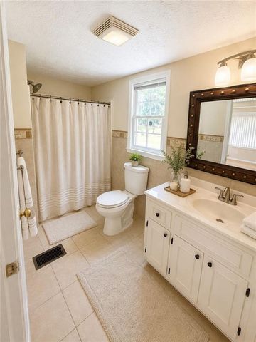 2095 Lilac Lane, Decatur, GA 30032