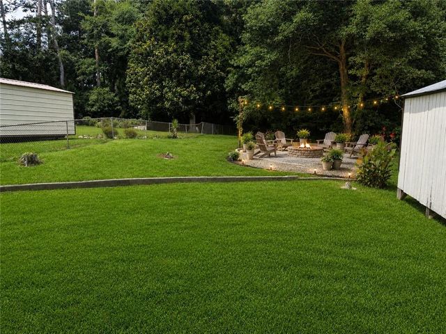 2095 Lilac Lane, Decatur, GA 30032