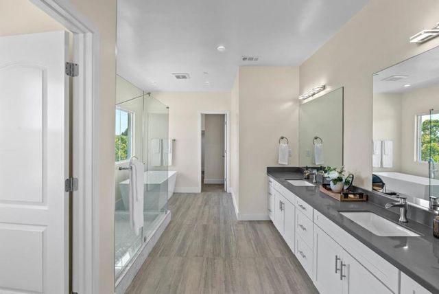 401 San Luis Avenue, Watsonville, CA 95076