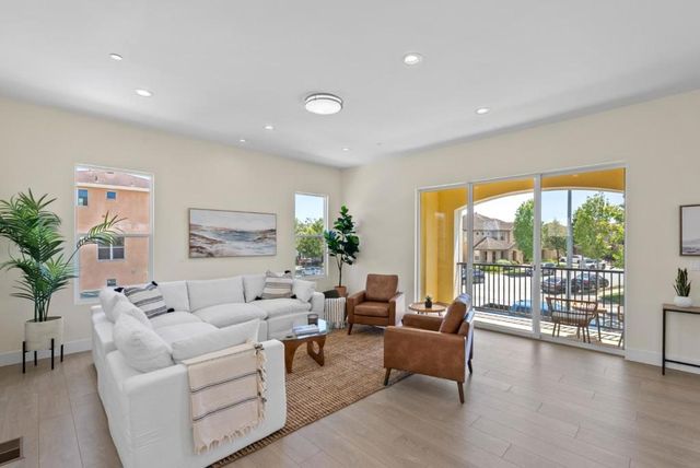 401 San Luis Avenue, Watsonville, CA 95076