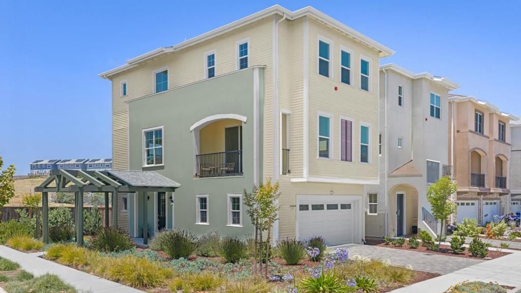 401 San Luis Avenue, Watsonville, CA 95076