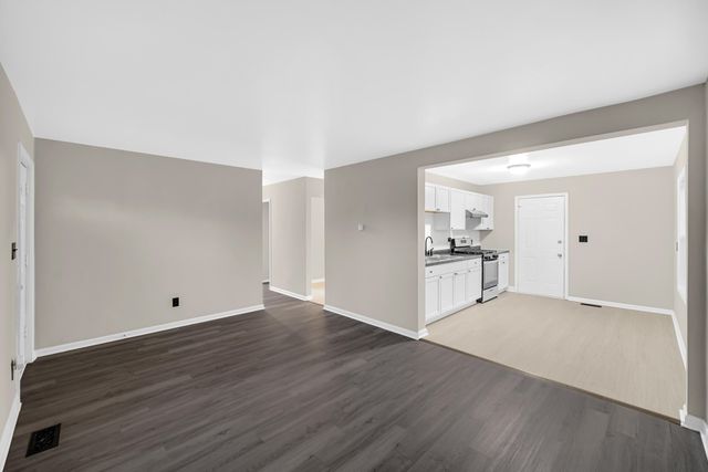 625 S Wells Street, Gary, IN 46403