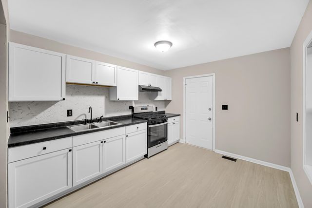 625 S Wells Street, Gary, IN 46403