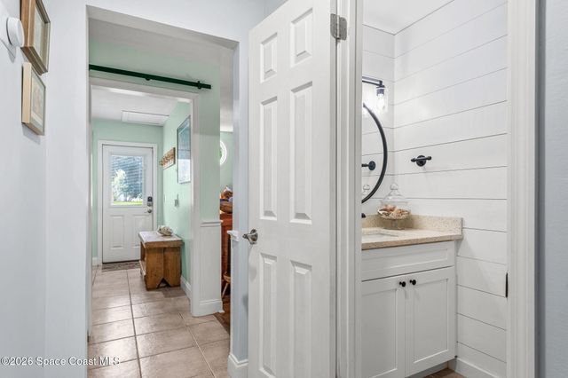 998 Ripley Terrace NE, Palm Bay, FL 32907